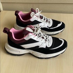 Zara Snow Weather Sneakers Limited